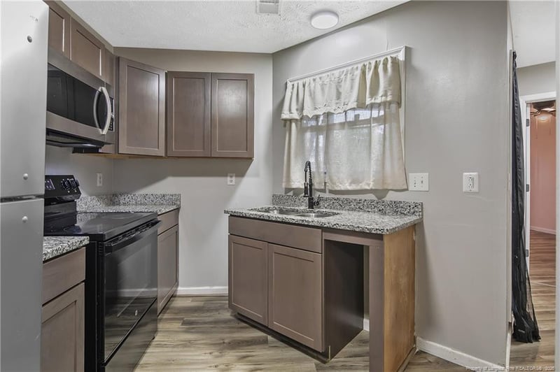 6724 Willowbrook Dr #Apt 7, Fayetteville, NC 28314