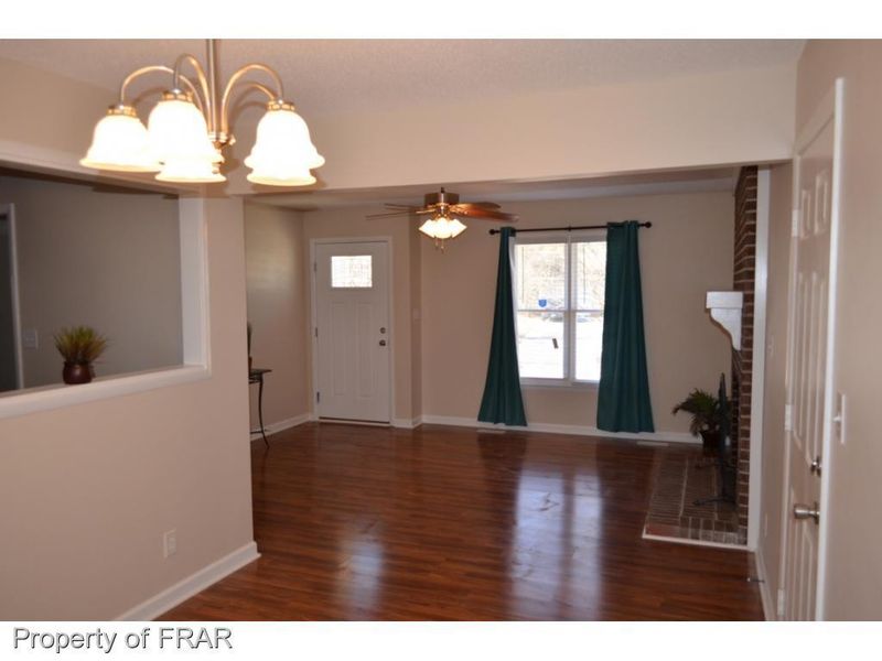 6725 Carnforth Ct, Fayetteville, NC 28304