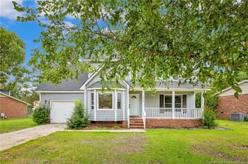 6726 Pin Oak Ln, Fayetteville, NC 28314
