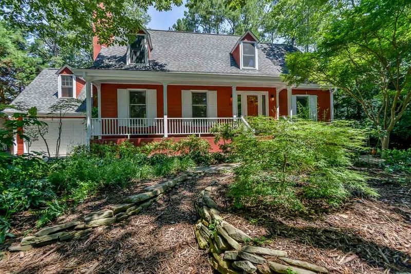6728 Glen Forest Dr, Chapel Hill, NC 27517