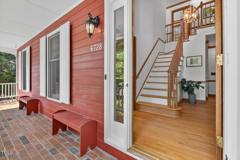 6728 Glen Forrest Dr, Chapel Hill, NC 27517