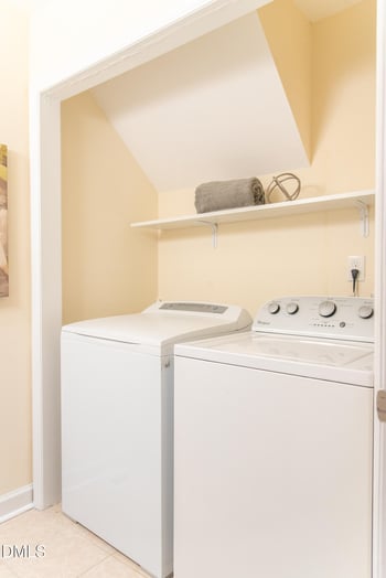 6728 Queen Annes Dr, Raleigh, NC 27613