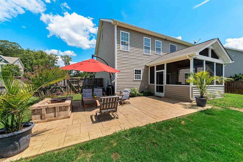 6728 Rex Rd, Holly Springs, NC 27540