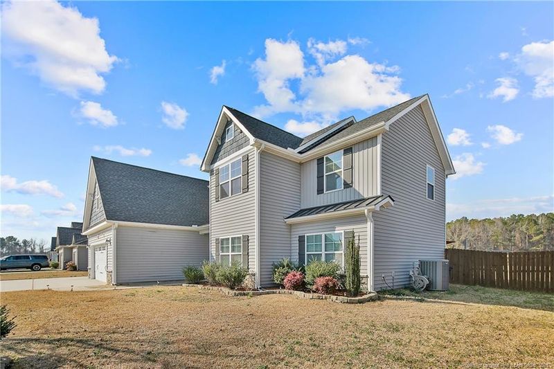 6728 Running Fox Rd, Hope Mills, NC 28348