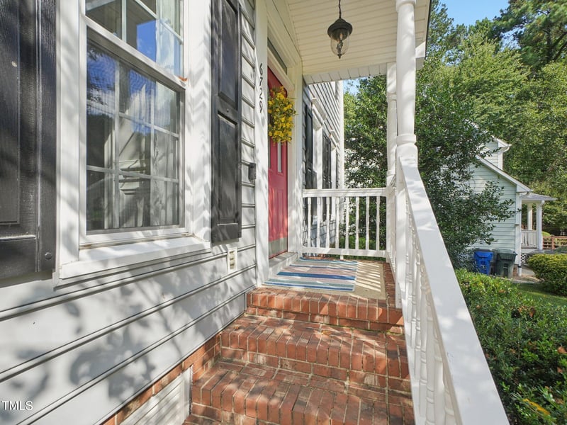 6729 Eastbrook Dr, Raleigh, NC 27615