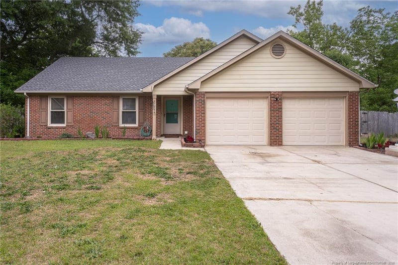 6729 Pacific Ave, Fayetteville, NC 28314