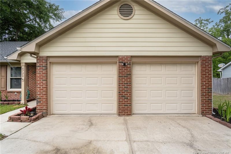 6729 Pacific Ave, Fayetteville, NC 28314