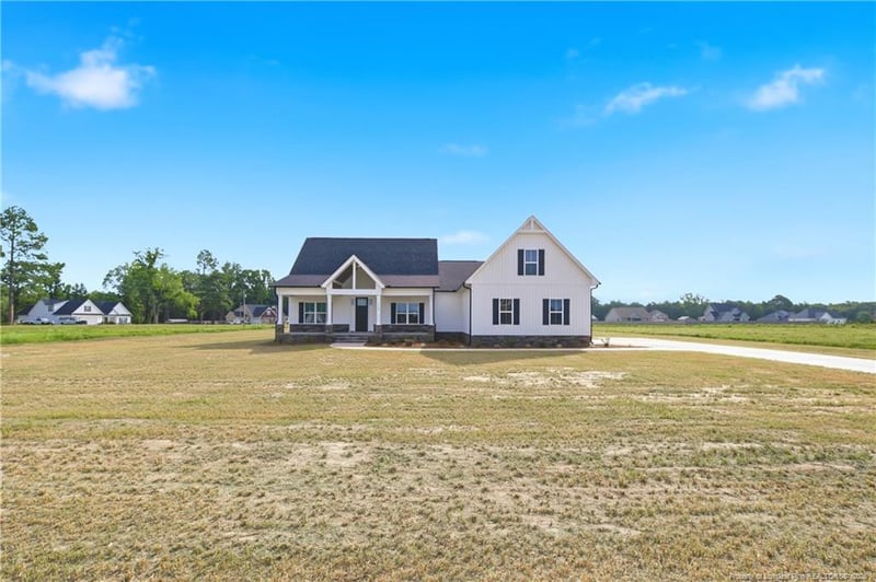 6729 Sim Canady Rd, Hope Mills, NC 28348