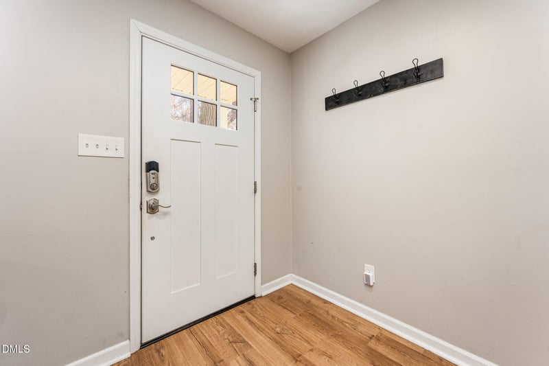 6730 Chauncey Dr, Raleigh, NC 27615