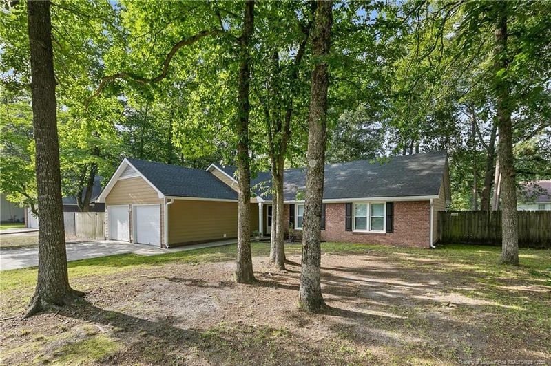 6732 Pacific Ave, Fayetteville, NC 28314