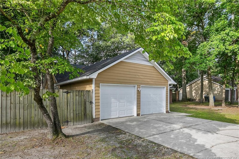 6732 Pacific Ave, Fayetteville, NC 28314