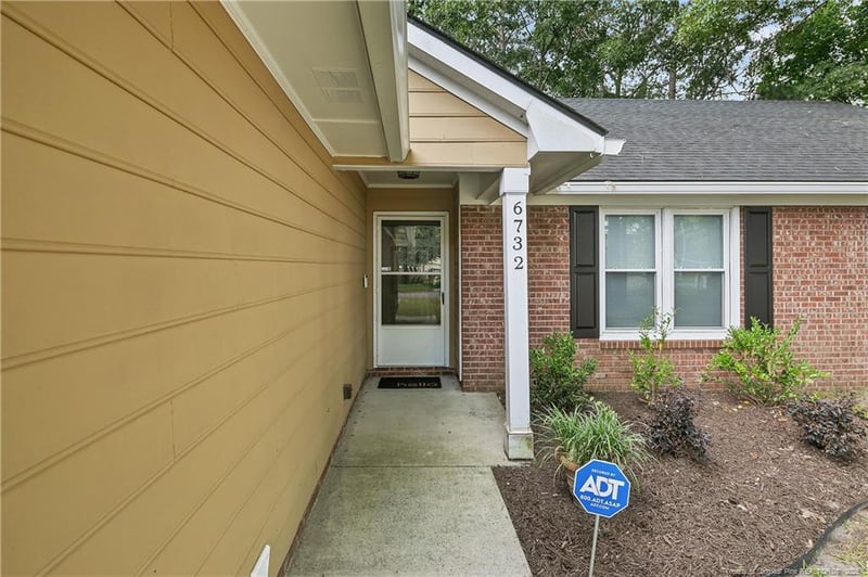 6732 Pacific Ave, Fayetteville, NC 28314