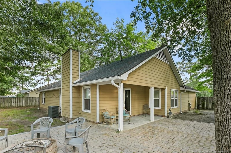 6732 Pacific Ave, Fayetteville, NC 28314
