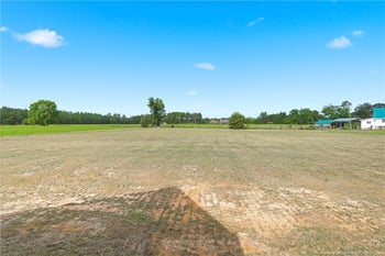 6732 Sim Canady Rd, Hope Mills, NC 28348