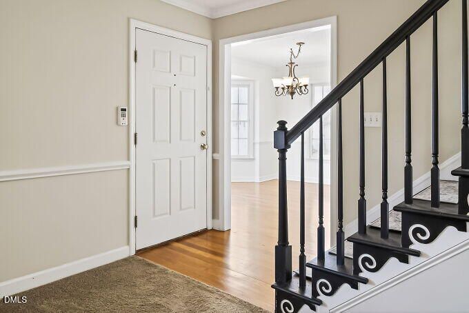 6733 Oviedo Dr, Raleigh, NC 27603