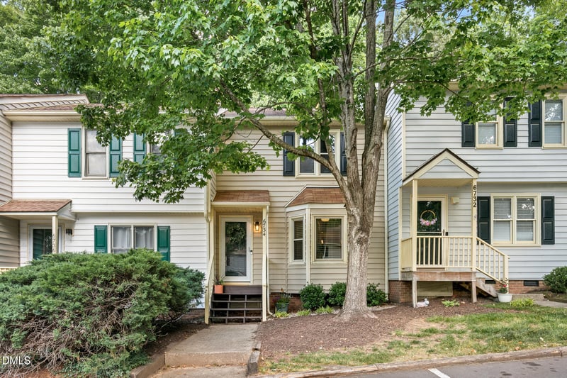 6734 Chauncey Dr, Raleigh, NC 27615