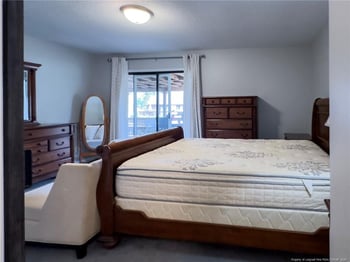 6739 Irongate Dr, Fayetteville, NC 28306