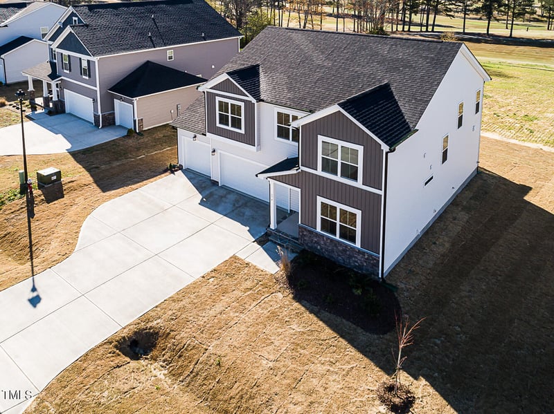 674 Barbour Farm Ln, Four Oaks, NC 27524