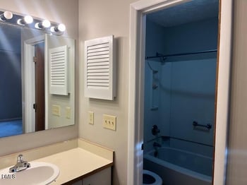 6740 Willowbrook Dr #6, Fayetteville, NC 28314