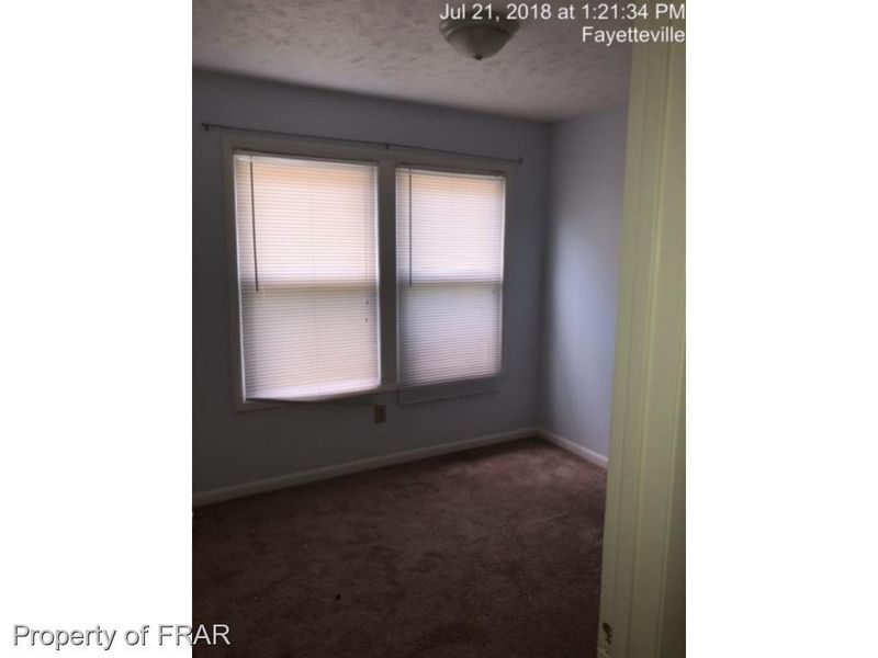 6740 Willowbrook Dr, Fayetteville, NC 28314
