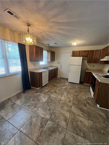 6740 Winthrop Dr, Fayetteville, NC 28311