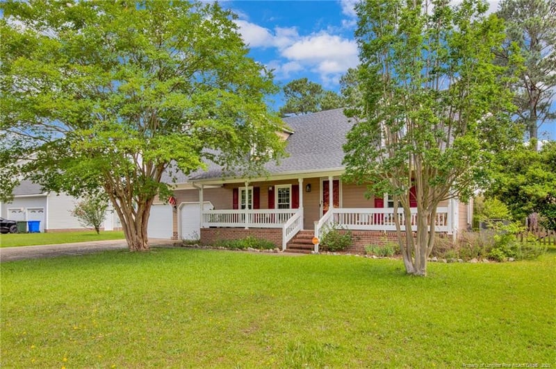 6745 Foxberry Rd, Fayetteville, NC 28314
