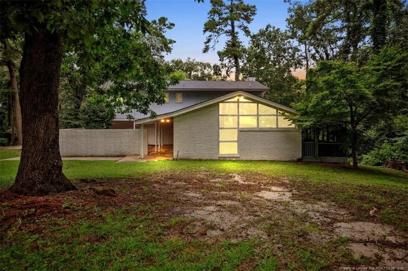 675 Glenola St, Fayetteville, NC 28311