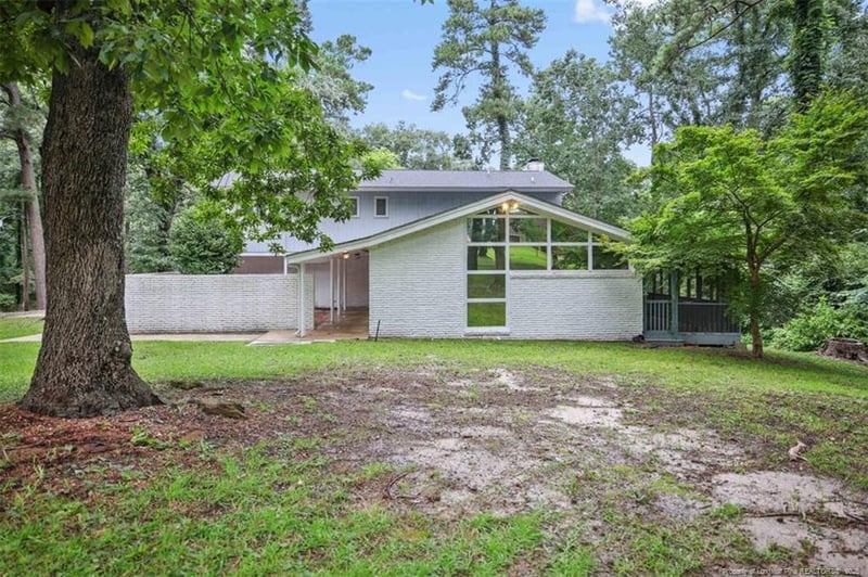 675 Glenola St, Fayetteville, NC 28311