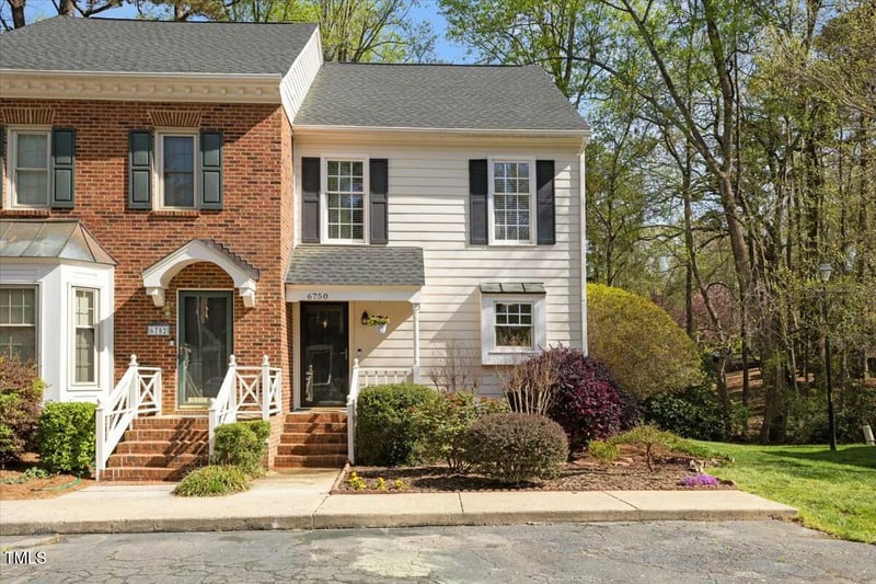 6750 Olde Province Ct, Raleigh, NC 27609