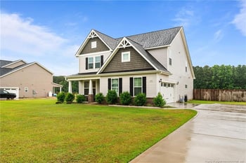 6752 Running Fox Rd, Hope Mills, NC 28348