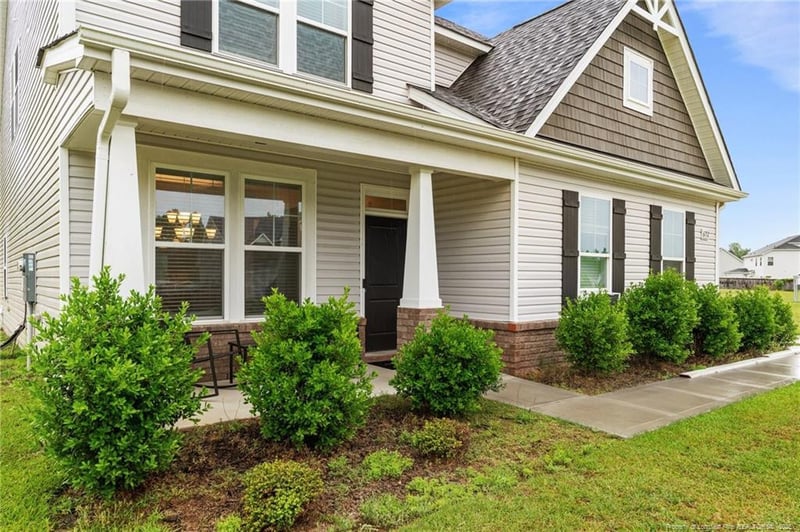 6752 Running Fox Rd, Hope Mills, NC 28348