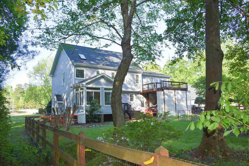 6756 Walnut Cove Dr, Raleigh, NC 27603