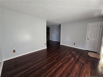 6758 Seaford Dr, Fayetteville, NC 28314