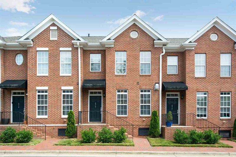676 Highpark Ln, Raleigh, NC 27608