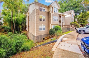 6760 Willowbrook Dr #8, Fayetteville, NC 28314