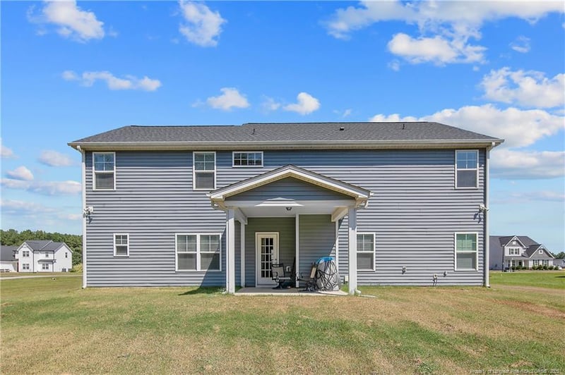 6763 Running Fox Rd, Hope Mills, NC 28348