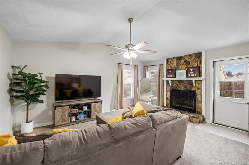 6766 Winchester St, Fayetteville, NC 28314