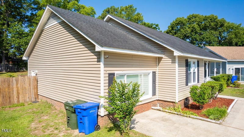 6767 Cedar Chest Ct, Fayetteville, NC 28314
