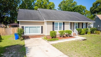 6767 Cedar Chest Ct, Fayetteville, NC 28314
