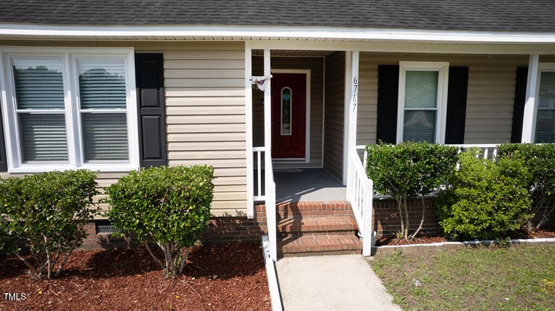6767 Cedar Chest Ct, Fayetteville, NC 28314