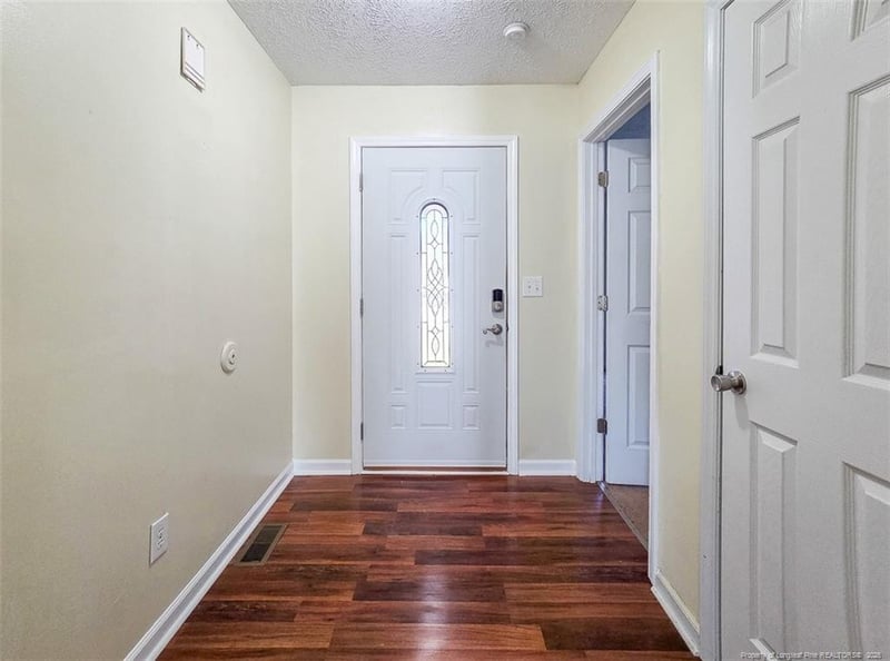 6767 Cedar Chest Ct, Fayetteville, NC 28314