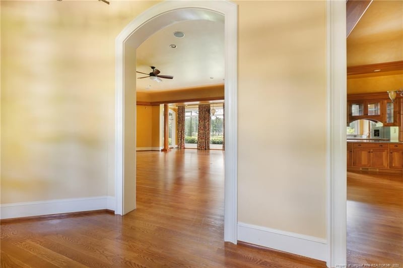 6769 Surrey Rd, Fayetteville, NC 28306