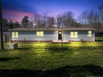 677 Nicole Dr, Sanford, NC 27332