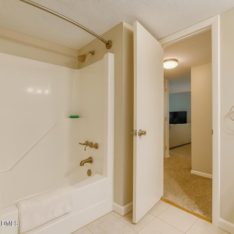 677 Pine Ridge Pl #677, Raleigh, NC 27609