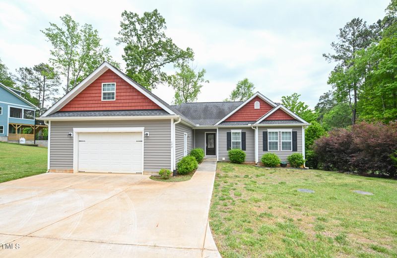 677 Sagamore Dr, Louisburg, NC 27549
