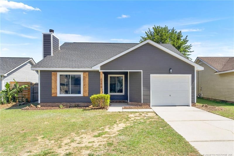 6770 Winchester St, Fayetteville, NC 28314