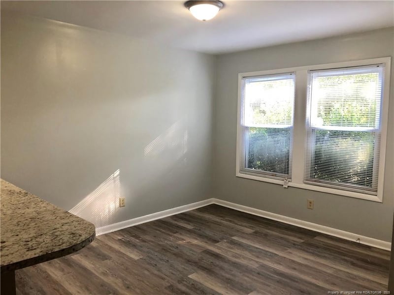 6776 Willowbrook Dr, Fayetteville, NC 28314