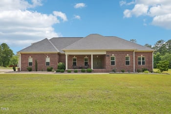 678 Rehder Dr, Fayetteville, NC 28306