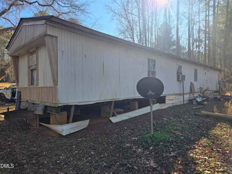 6782 Pinecrest Rd, Zebulon, NC 27597