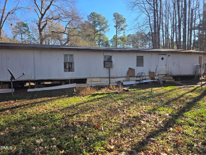 6782 Pinecrest Rd, Zebulon, NC 27597